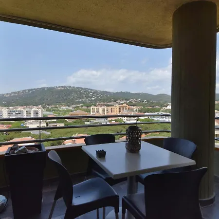 Mar I Vent D Costabravasi Apartment