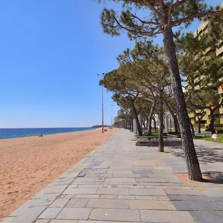 Mar I Vent D Costabravasi Апартаменти *